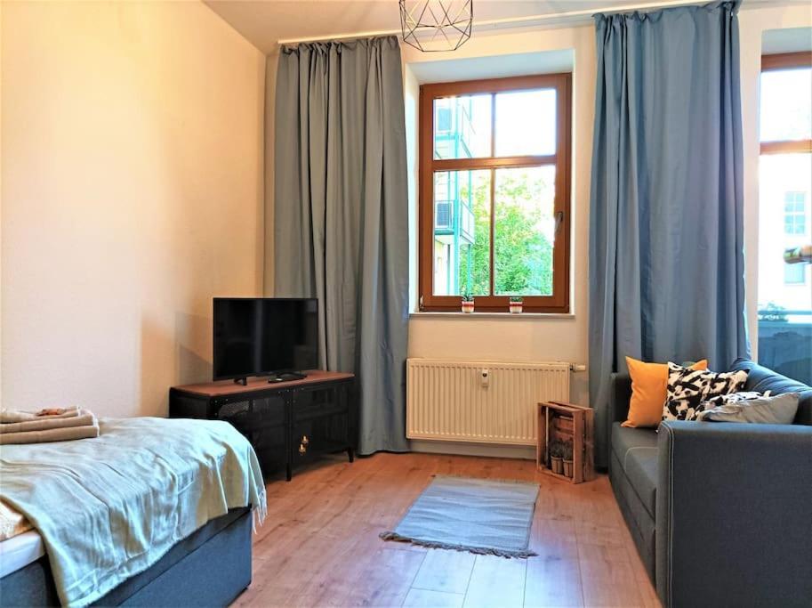 Modernes Apartment Mit Balkon Magdeburg Luaran gambar